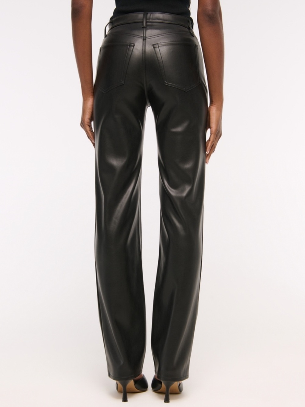 Abercrombie High Rise 90s Relaxed Vegan Leather Pants Black Women’s 27 4 Short - Picture 3 of 11